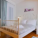 Sea La Vie Apartment, Vesta Philoxenia *