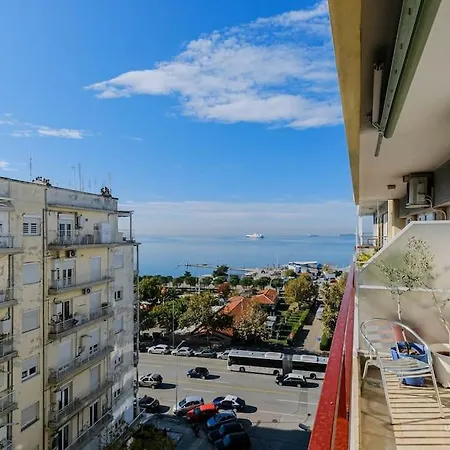 Sea La Vie Apartment, Vesta Philoxenia Apartament *